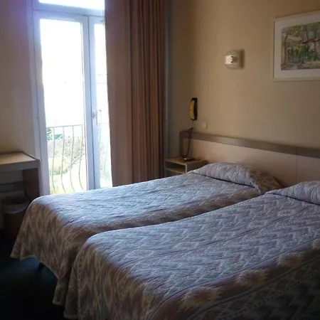 La Cigale 2*