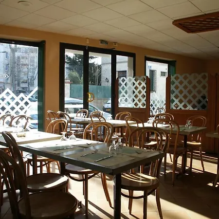 ホテル La Cigale ペルピニャン