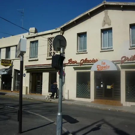 La Cigale ホテル 2*